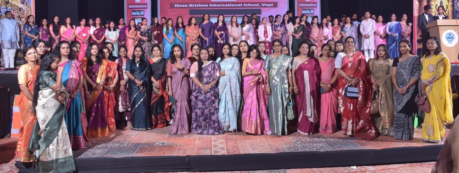 Full staff of Shree Krishna International School